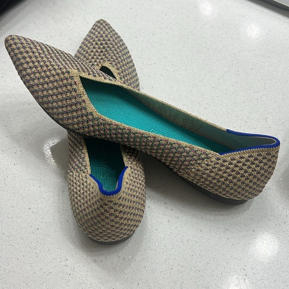 Rothy’s gorgeous the point slip ons - Picture 2 of 4